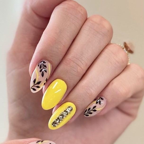 Feminine Womens Yellow With Diamonds Nail