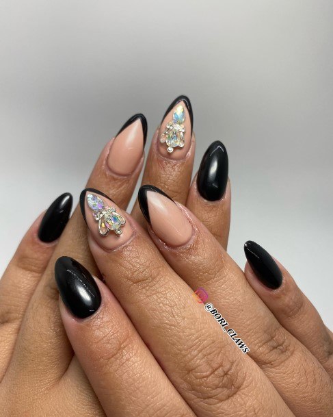 Fingernails Crown Nail Designs For Women