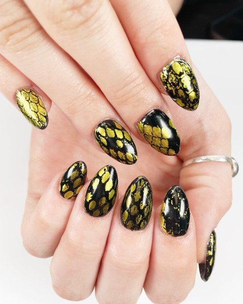 Fingernails Snake Nail Designs For Women