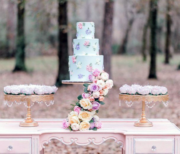 Flawless Floral Design Wedding Cake Desert Bar Ideas Outdoor