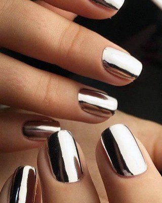 Flawless Silver Feminine Mirror Nail Design Ideas For Women