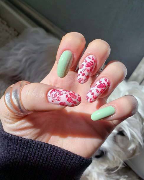 Floral Design Summer Nail