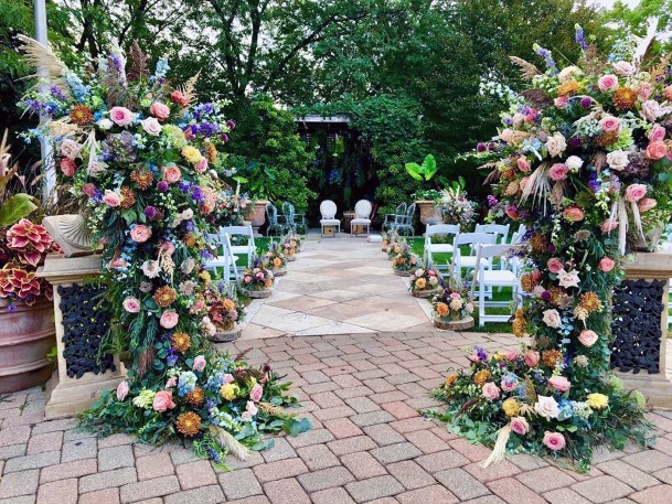 Floral Rose Bunch Wedding Ceremony Decorations