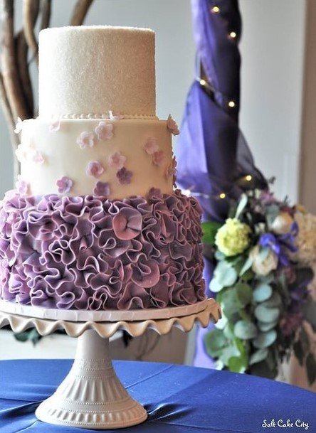 Flowered Purple White Wedding Cake Decor