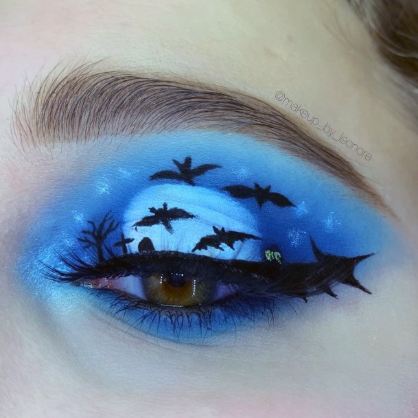 Flying Bats Over Dark Sky Halloweeen Womens Eyeshadow