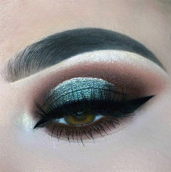 Foiled Green Brown Eyeshadow Women