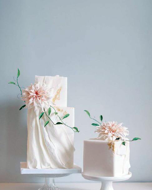 Folded Cloth White Square Wedding Cake