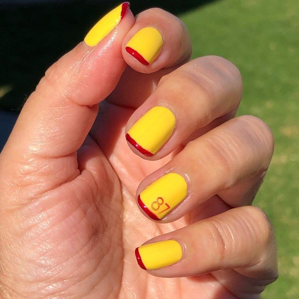 Football Nail Feminine Designs