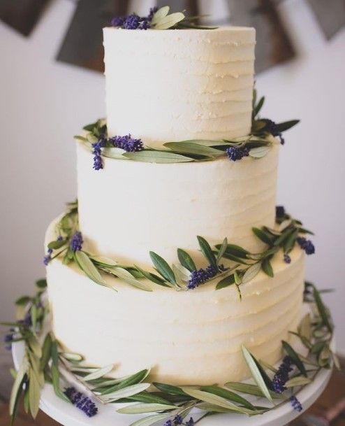 Forest Green Leaves On White Wedding Cake