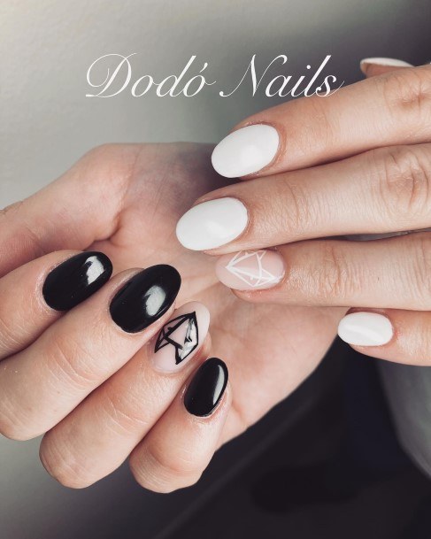 Fox Womens Nail Designs