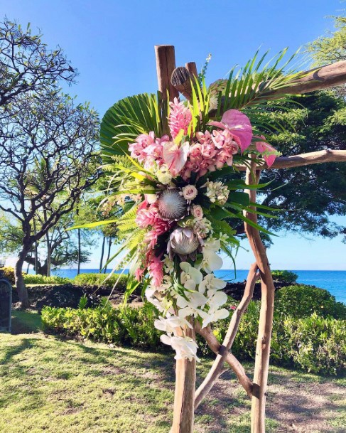 Fresh Hawaiian Wedding Flowers