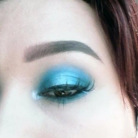 Frozen Blue Eyeshadow For Women