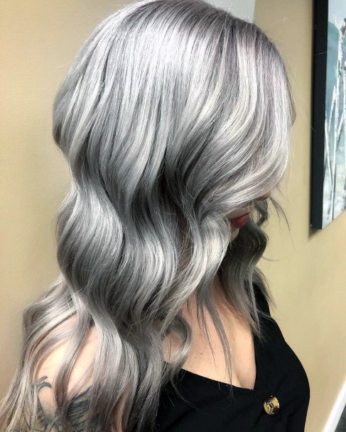 Full Wave Look With Flashing Grey Highlights Hairstyle For Women