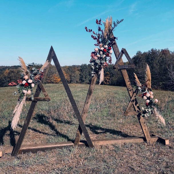 Geometric Arch Fall Wedding Flowers