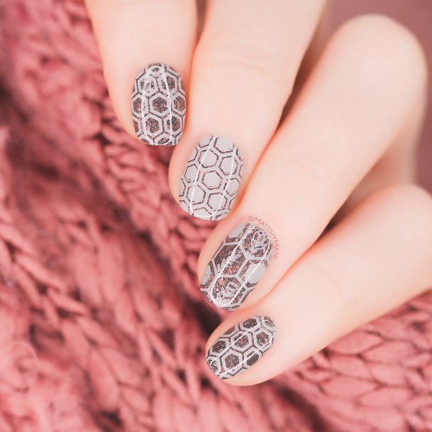 Geometric Girls Nail Ideas