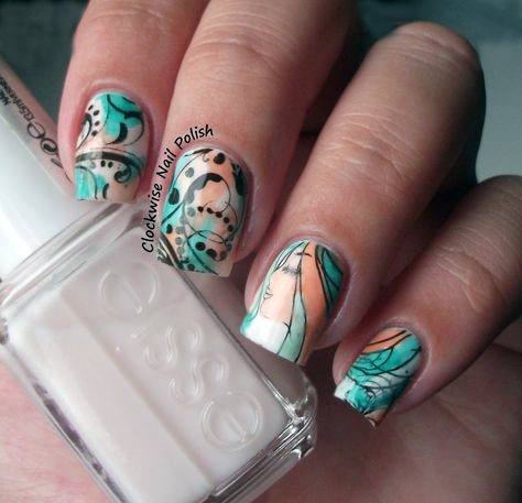 Georgeous Art Nouveau Nail On Girl