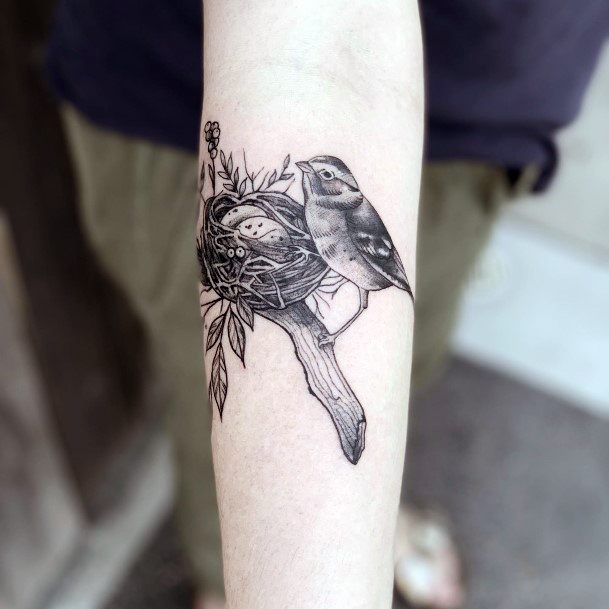 Georgeous Birds Nest Tattoo On Girl