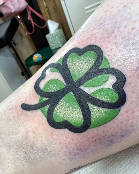 Georgeous Clover Tattoo On Girl