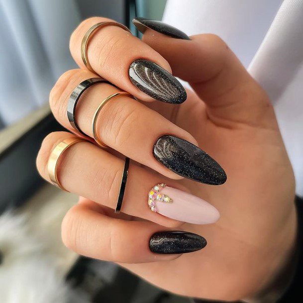 Georgeous Crystals Nail On Girl