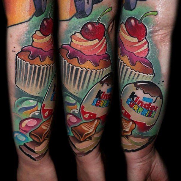 Georgeous Cupcake Tattoo On Girl