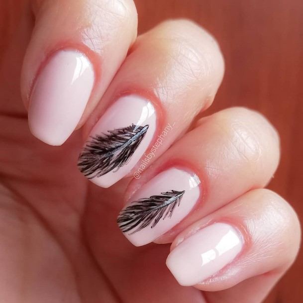 Georgeous Feather Nail On Girl