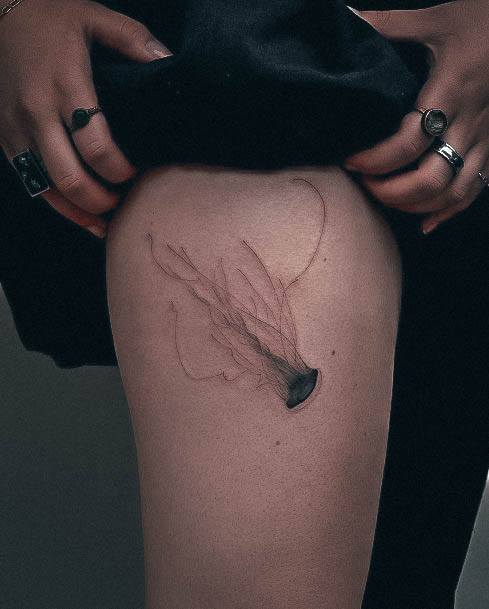 Georgeous Jellyfish Tattoo On Girl