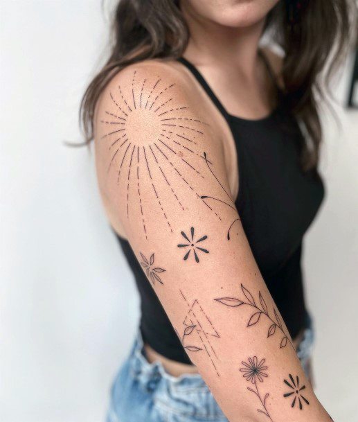 Georgeous Leaf Tattoo On Girl