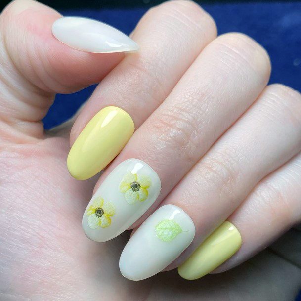 Georgeous Light Yellow Nail On Girl