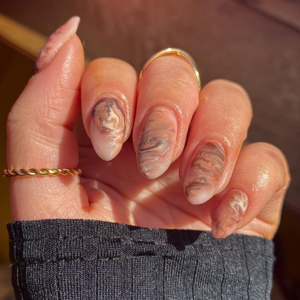 Georgeous Nude Marble Nail On Girl