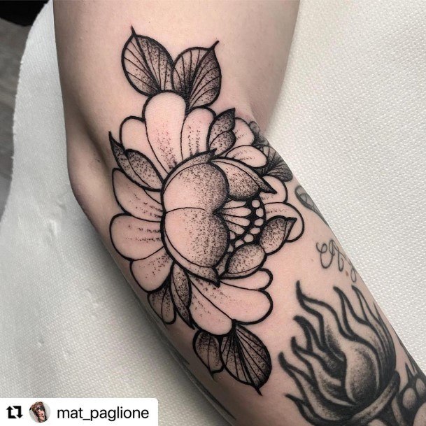 Georgeous Peony Tattoo On Girl