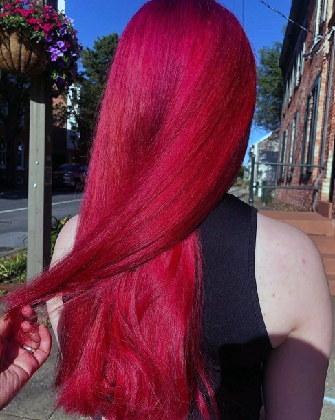 Georgeous Red Hairstyles On Girl