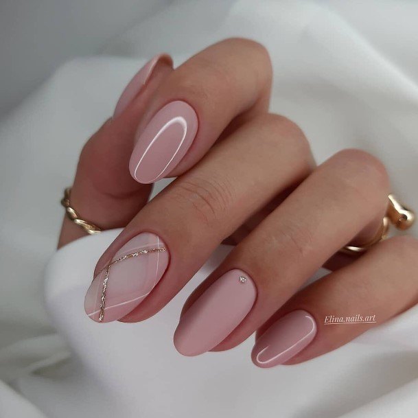 Georgeous Sexy Nail On Girl