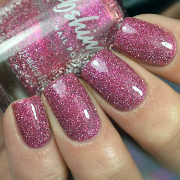 Georgeous Shimmer Nail On Girl