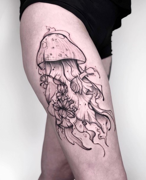 Georgeous Snail Tattoo On Girl