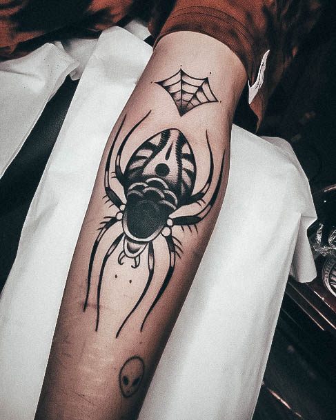 Georgeous Spider Tattoo On Girl