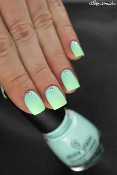 Georgeous Square Ombre Nail On Girl