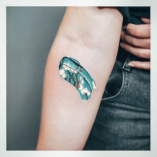 Georgeous Van Gogh Tattoo On Girl