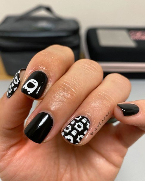 Ghostic Womens Ghost Nail Designs