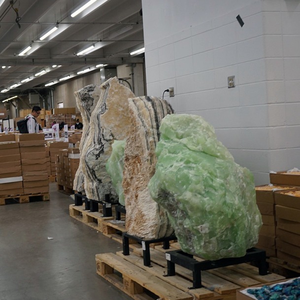 Giant Boulders Denver Gem And Mineral Show