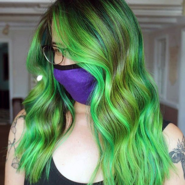 Girl With Darling Green Hairstyles Design