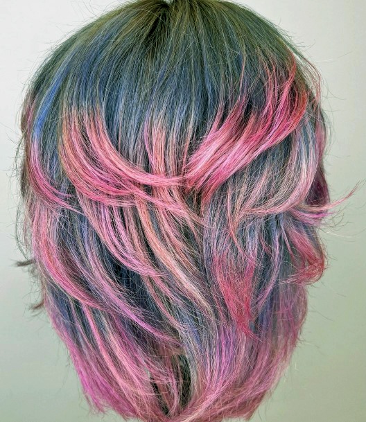 Girl With Darling Pink Hairstyles Design