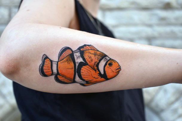 Girl With Feminine Clown Fish Tattoo