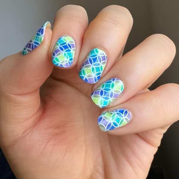 Girl With Feminine Geometric Nail