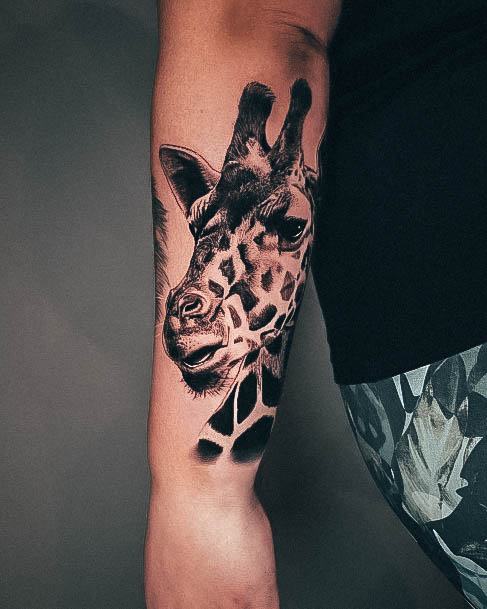 Girl With Feminine Giraffe Tattoo