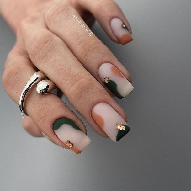 Girl With Feminine Matte Fall Nail