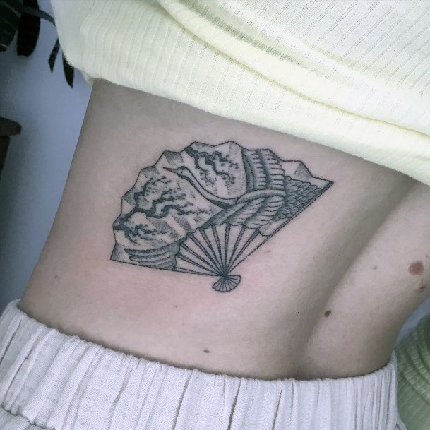 Girl With Feminine Uchiwa Tattoo