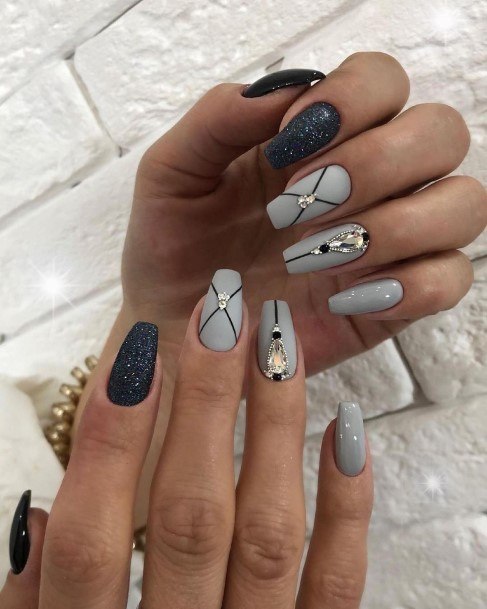 Girl With Graceful Black And Grey Nails