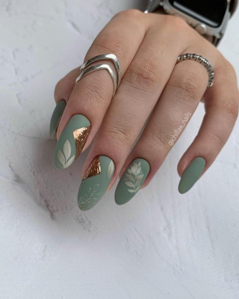 Girl With Graceful Metallic Gold Nails