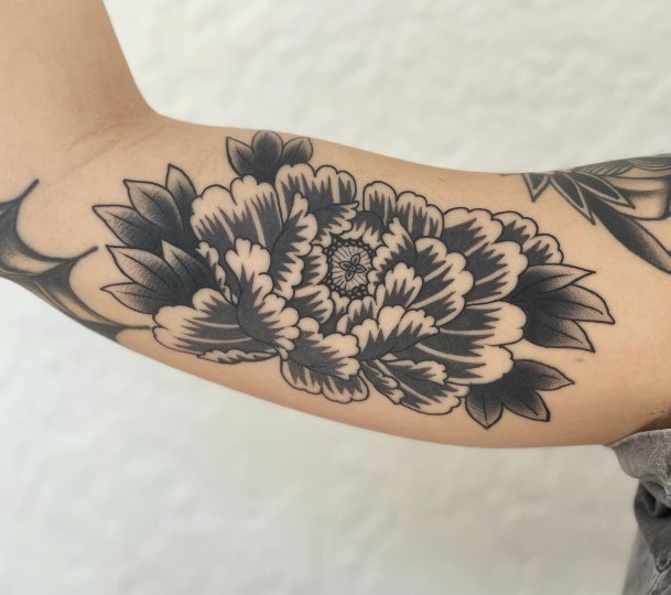 Girl With Graceful Peony Tattoos