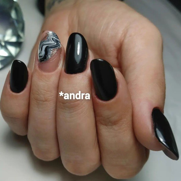 Girl With Stupendous Black And White Marble Nails